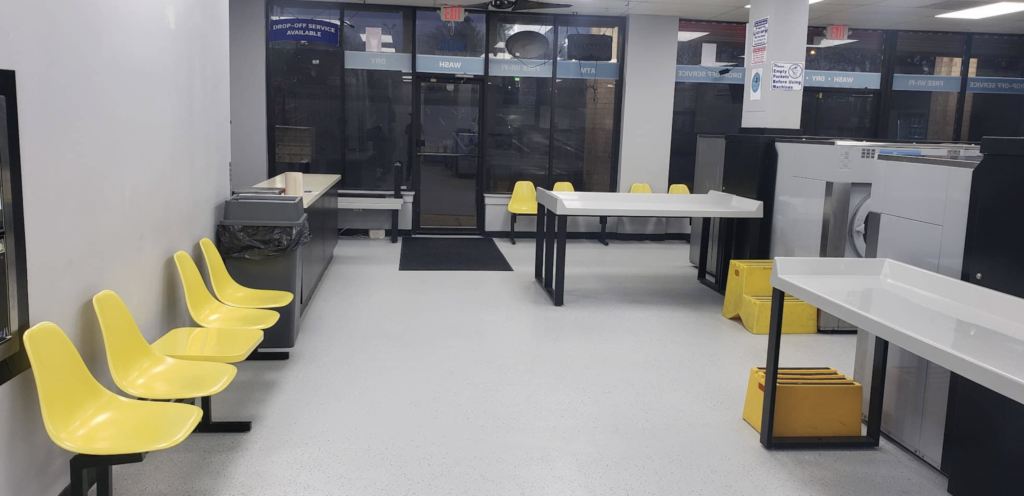 CleanMAX Laundromat photo 7